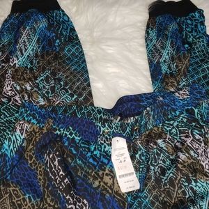 🆕️Bebe animal print waist pant- Small